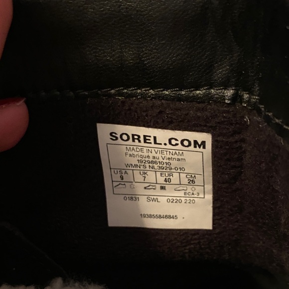 Sorel Black Leather Combat Boots with Cream Lining - Picture 2 of 5